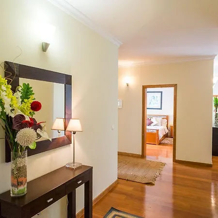 Luxury With Private Heated Pool, Garden And Views Of The Sea And Mountains Villa Arco da Calheta (Madeira)