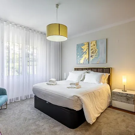 Luxury With Private Heated Pool, Garden And Views Of The Sea And Mountains * Arco da Calheta (Madeira)